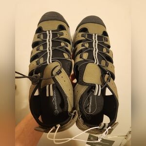 BNWT Adventuridge Men's Trekking Sandals